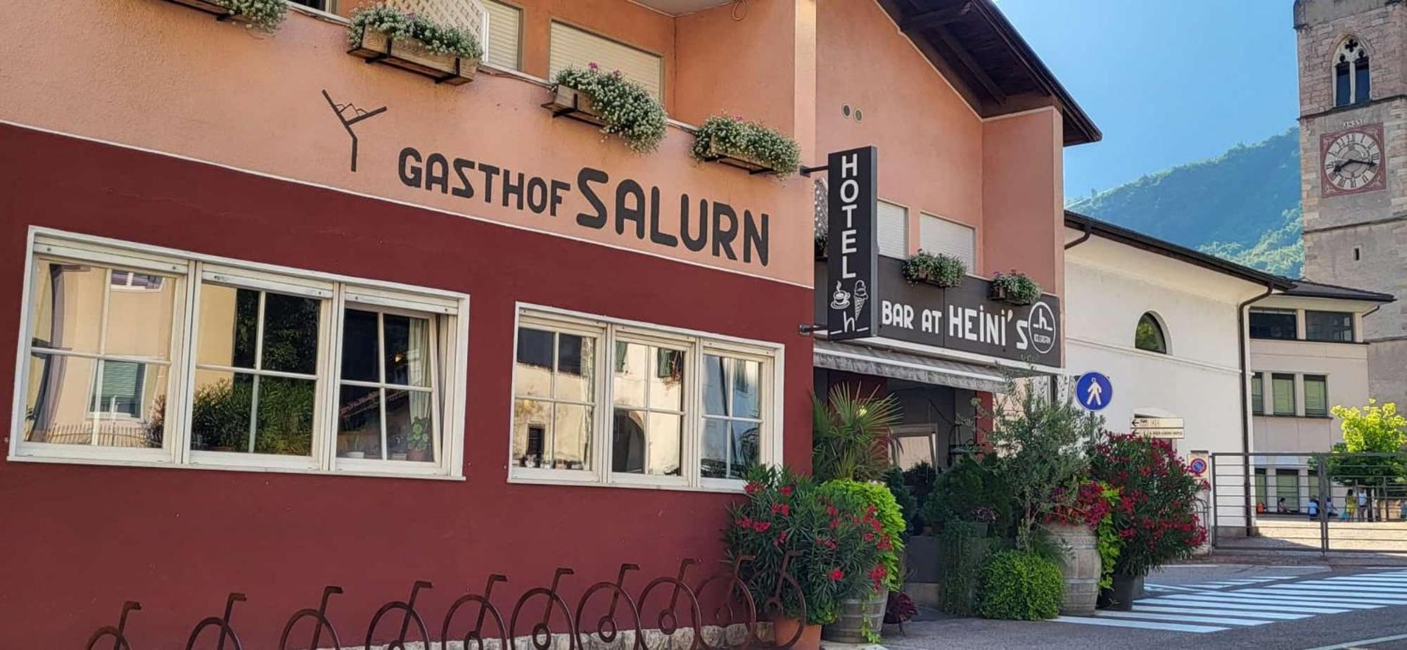 Gasthof Salurn Екстериор снимка
